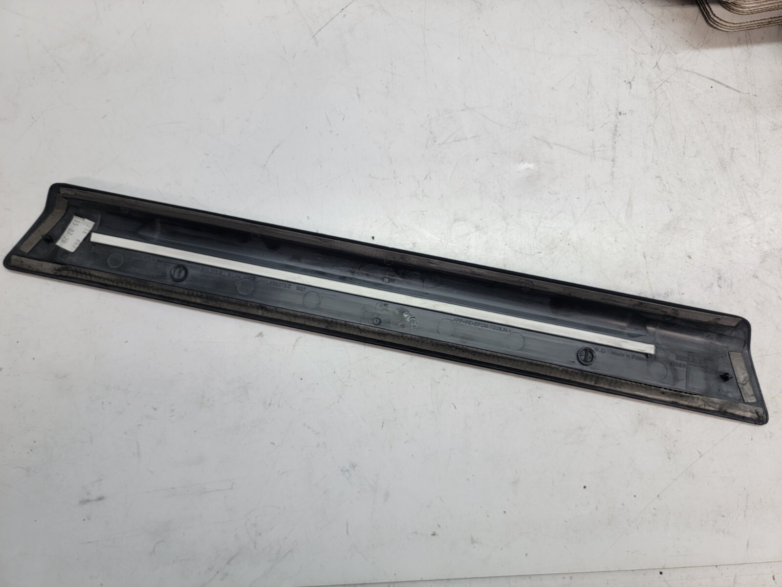 LAMBORGHINI URUS DRIVER LEFT SIDE SCUFF PLATE SILL KICK PLATE OEM 4ML853373 