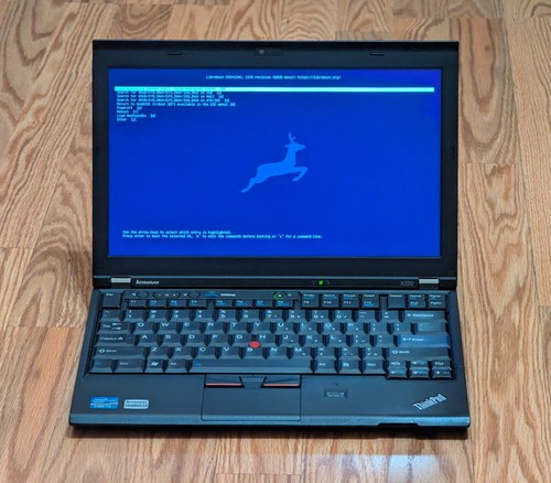 Teclado Clásico Libreboot Lenovo Thinkpad X220 Intel i5 8GB RAM 256GB SSD
