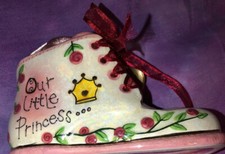 2002 Cast Art INDUST. Porcelain BABY Steps Shoe Little Princess W/ Heart Locket