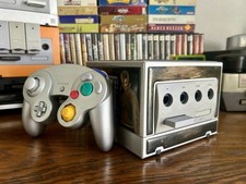 Nintendo GameCube Resident Evil 4 Edition Console Argento con Controller abbinato