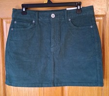 American Eagle Outfitters Women  s Green Corduroy High Rise Mini Skirt 8 Regular