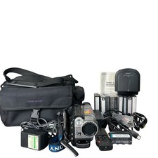 Sony CCD-TR917 Hi8 XR Handycam Camcorder Bundle w/ Case, Tapes, Remote, More