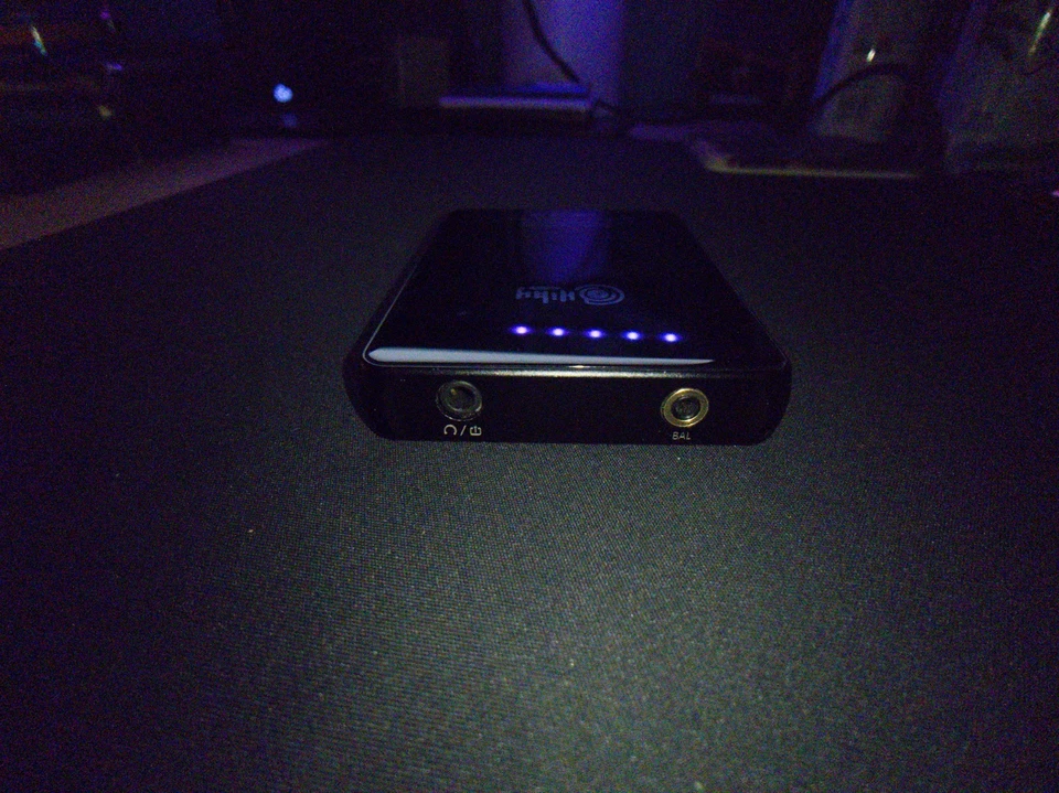 HiBy R3 Pro Saber Portable High-Resolution Audio Music Player - Image 4 of 4