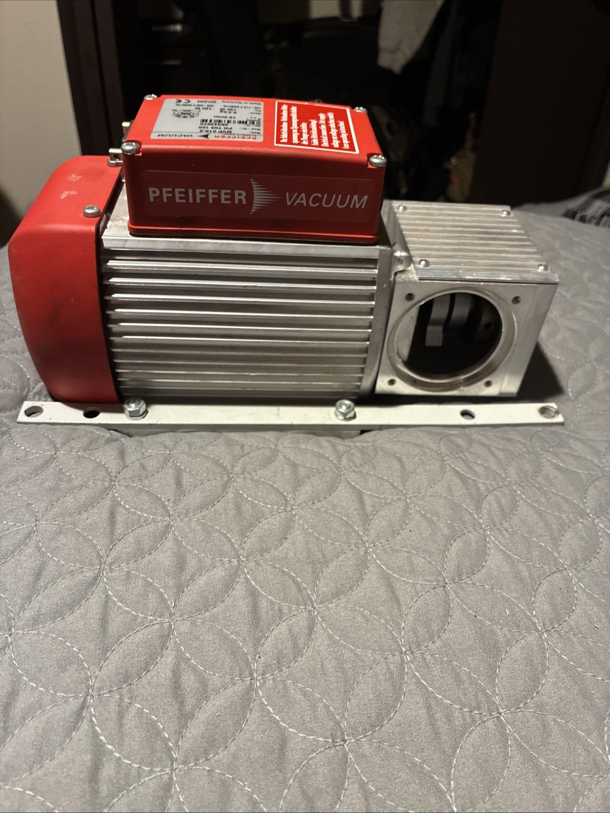 pfeiffer vacuum pump