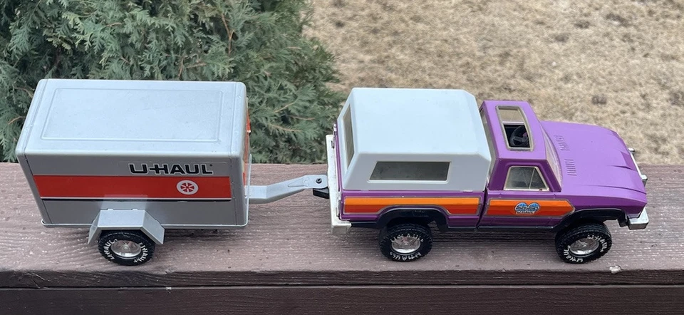 HTF 1970'S NYLINT U-HAUL PURPLE PICKUP W/ TRAILER SET ***NICE*** - Image 3 of 4
