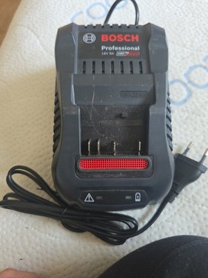 Ladegerät 18 Volt 8.0a Bosch Professional 18V System Li-Ion Akku