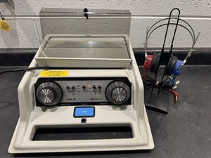 Maico MA-27 Portable Screening Audiometer w/ NEW Calibration Certificate