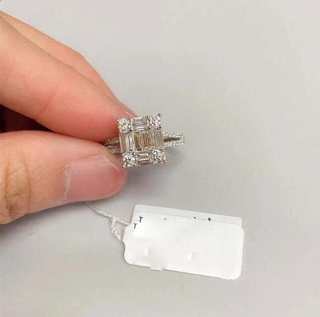 Anello di fidanzamento in argento sterling 925 con diamanti creati in laborat... - Immagine 4 di 4