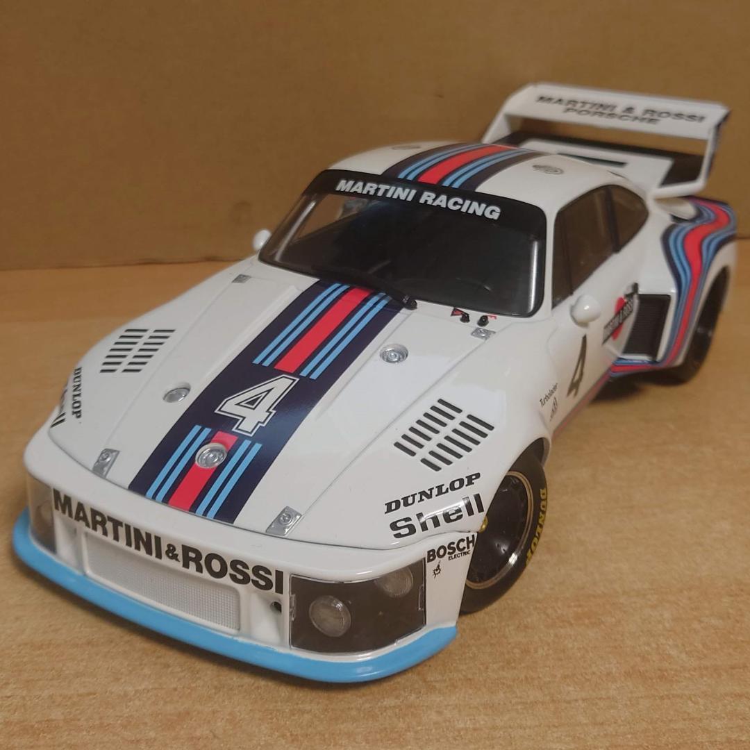 スパーク 1/18 ポルシェ 935 NO.1 WINNER 1976 スパーク1/18 ポルシェ 935 NO.1 WINNER 1976