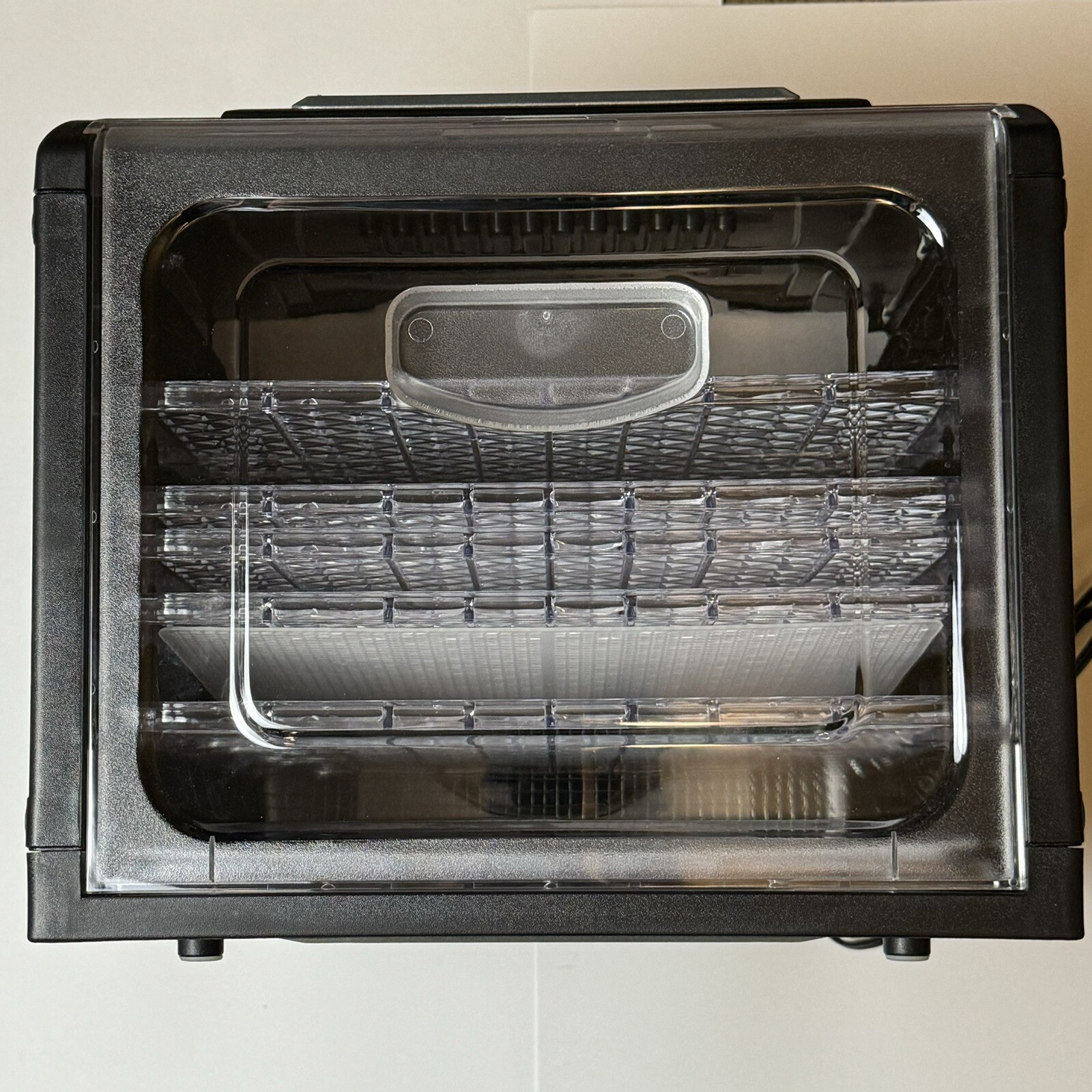 Gourmia GFD1650 Digital Food Dehydrator With 6 Drying Trays Gently Used