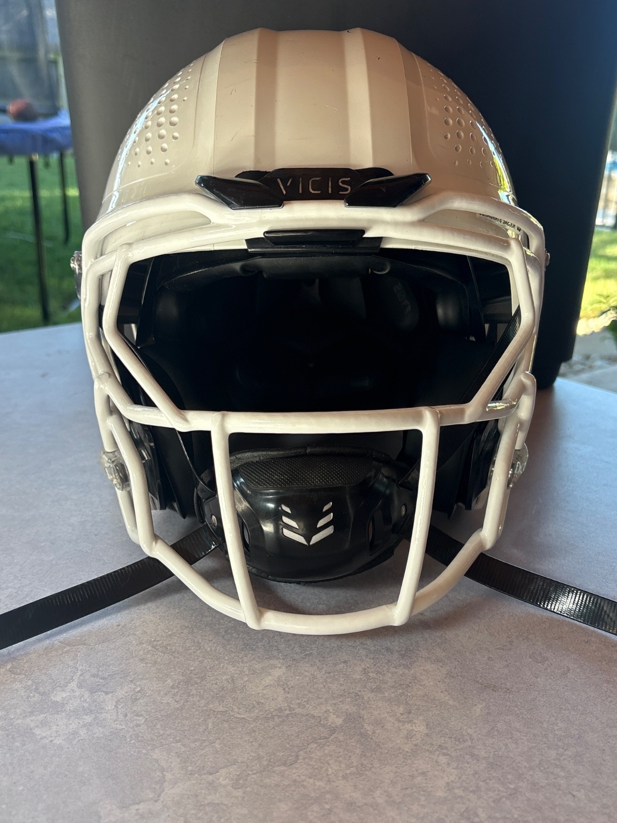 VICIS Zero2 Elite Youth Football Helmet Titanium Facemask EXCELLENT + Pads