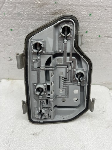 VW Polo 9N Lampenträger Lampenfassung Rückleuchte Bremslicht Rechts 6Q6945258A