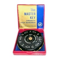Vtg Master Key Chromatic Pitch Pipe Instrument Tuning Kratt 13 Keys A-440 MK2-C