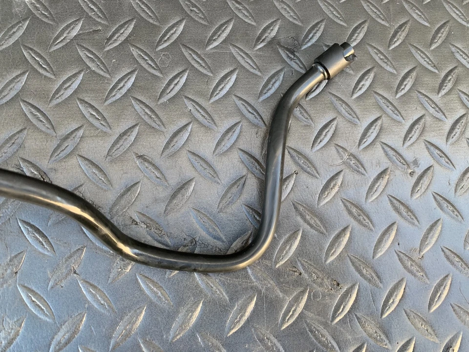 Línea de manguera de cilindro maestro de refuerzo de freno Mercedes W221 S400 S63 S550 Cl550 OEM Foto 2 de 4