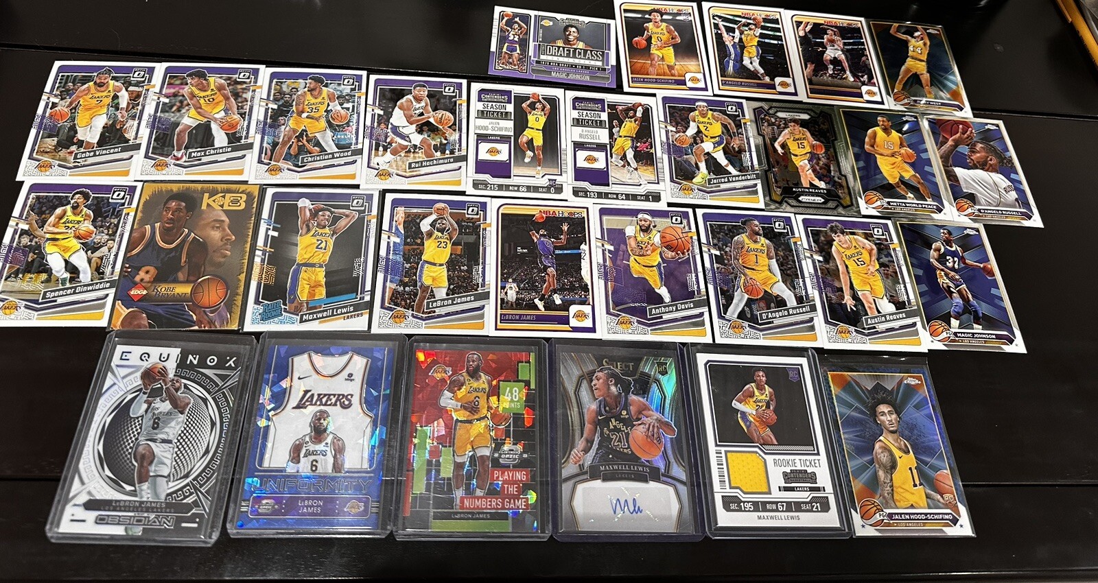 LeBron James フィギュア& Anthony Davis カードセット