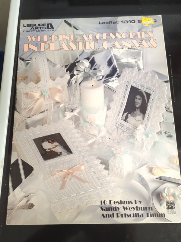Plastic Canvas Wedding Accessories Leisure Arts Craft Leaflet Vintage 1310