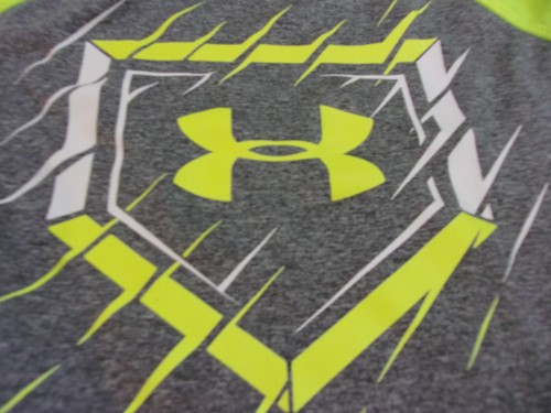 Boys Under Armour Heat Gear Short Sleeve green gray Baseball Shirt Size 5 - Picture 5 of 6
