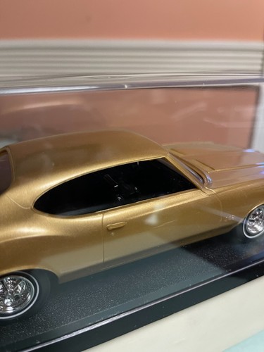WALKING ON-BROADWAY! (RARE) AMT PROMO '70 GLD OLD 442 W/BOX & BONUS DISPLAY CASE - Picture 23 of 23