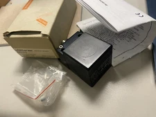 NEW IN FACTORY BOX EFECTOR IM0032 INDUCTIVE SENSOR