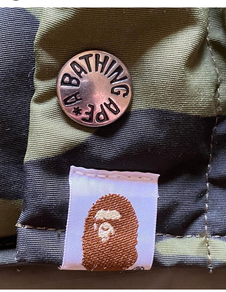 bape jacket medium - image 4