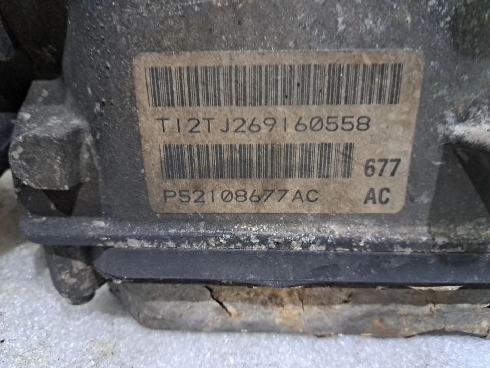 Transmission/Transaxle 2012 Grand Cherokee Sku#4256385 Foto 3 de 4