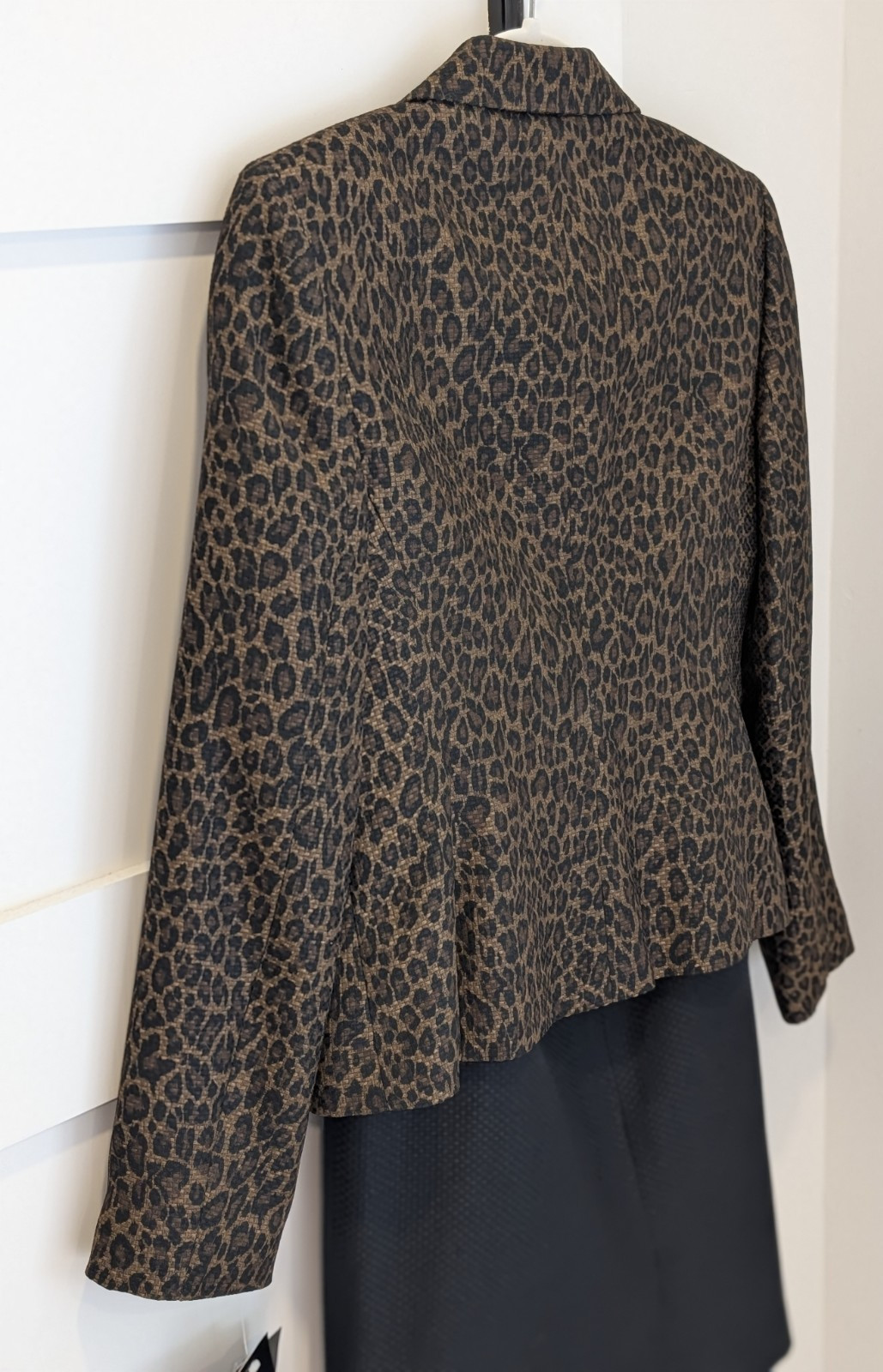 LE SUIT Womens BLACK BRONZE 2PC ANIMAL PRINT SKIRT SUIT SZ 4P Lined NWT