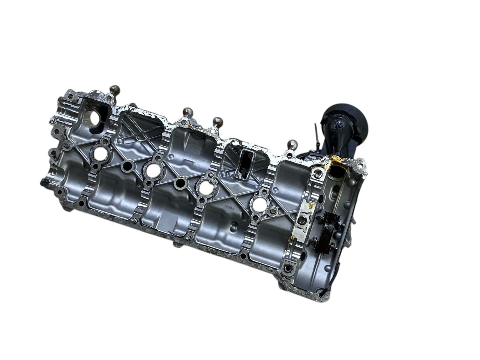 2022 Aston Martin V8 Vantage 4.0L M177 Left Engine Valve Cover Oem