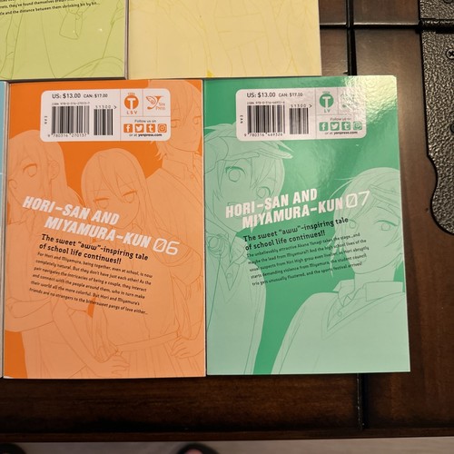 Horimiya Manga Volumes 1-7 English Softcover - Picture 10 of 12