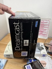 SEGA Dreamcast HKT-3020 Console In Original Box Green Controller & VMU In box!