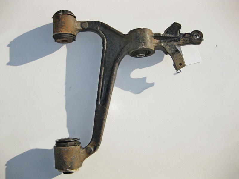 Mercedes-Benz A2103303707 Front lower left arm E-Class W210 4matic 