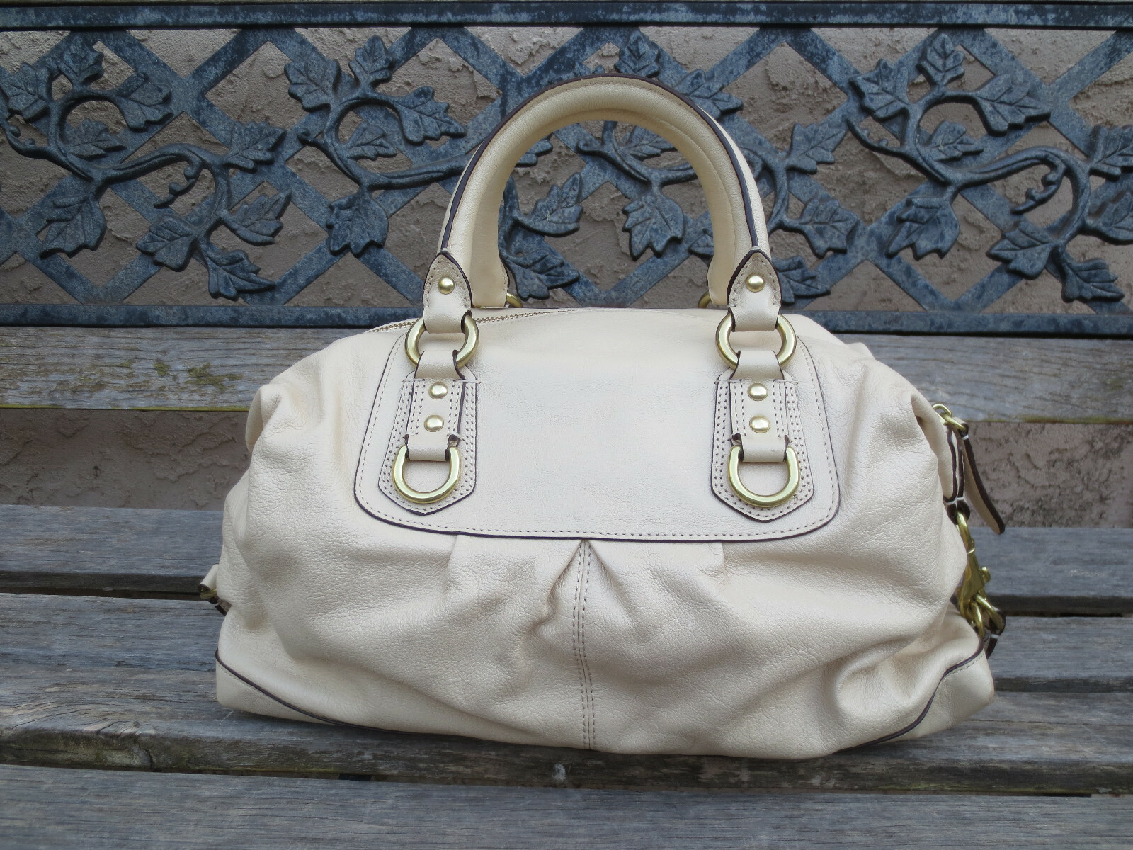 COACH LEATHER DUFFEL BAG PURSE WITH SHOULDER STRAP, … Gem