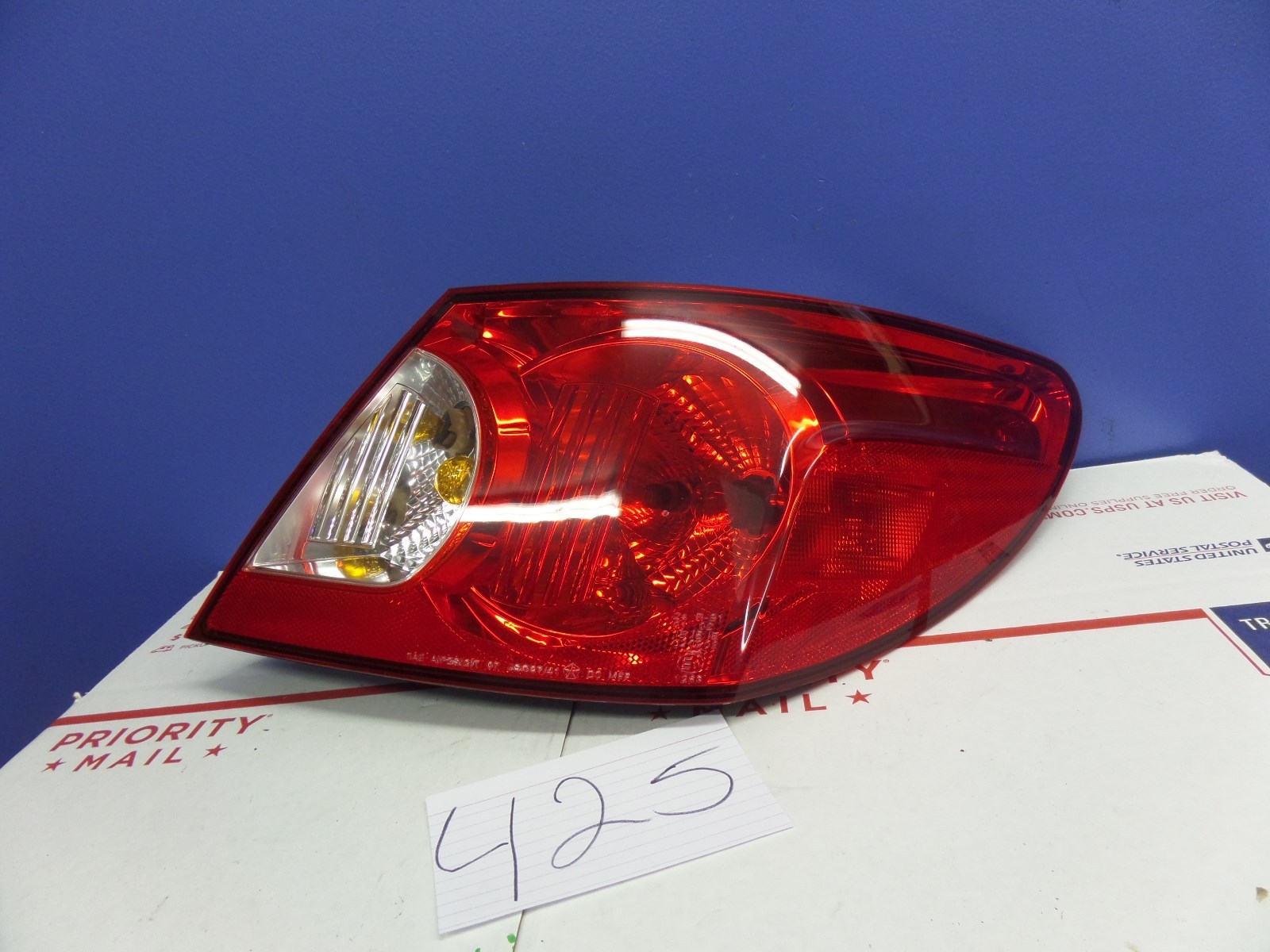 07 08 Sebring sedan  Passenger  side tail light Used rear Lamp