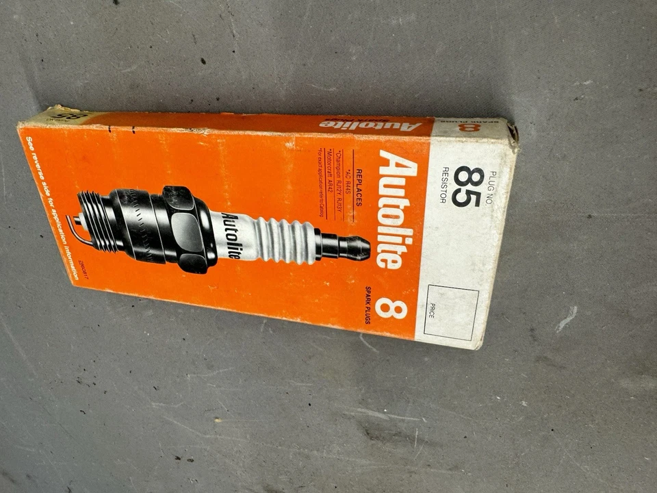 Nuevo de Lote Antiguo Chevy Corvette 1962-1968 Bujías GTO Firebird Camión Camaro Nova 442 II Foto 3 de 4