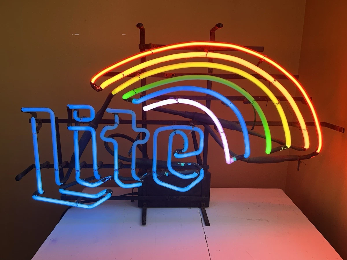 値下げします。Miller Lite 当時物　照明 Vintage Miller Lite 19
