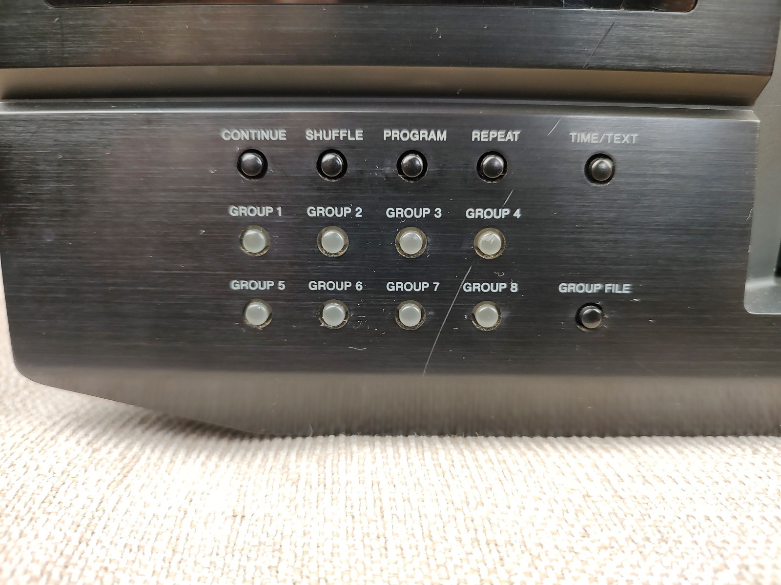 Sony 200 CD Compact Disc Multi Player Carousel Changer CDP-CX220 No Remote Video