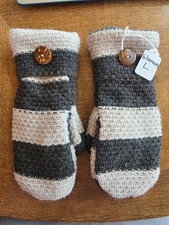HANDMADE SWEATER MITTENS   NEW MITTENS ADDED 12/4/25  