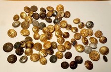 Vecchio lotto bottoni metallici da divisa e militari varie epoche 79 pezzi.....