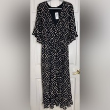 NWT TORRID Maxi Floral Print Georgette Surplice Hi-Low Dress Size 4X