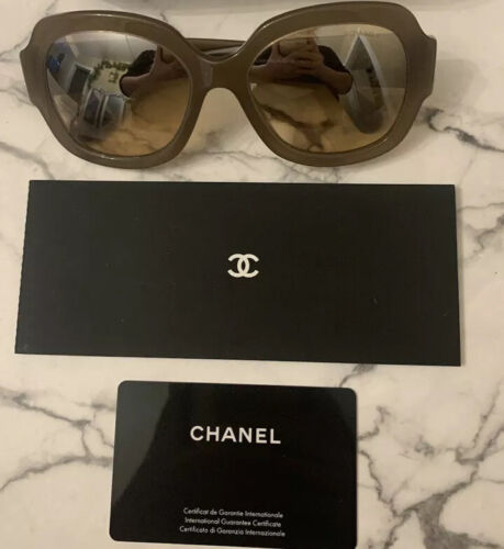66974 auth CHANEL gold-tone 2020 4262 PEARL NECKLACE BUTTERFLY Sunglasses