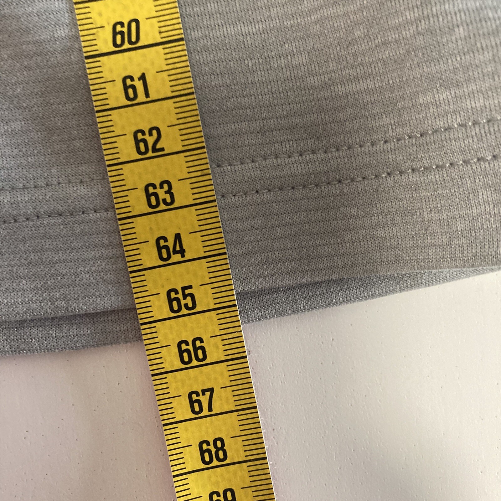 Foto 11 di 15