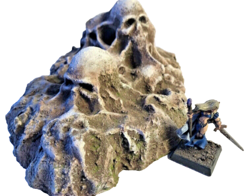 Tabletop Gelände Terrain Totenkopf Skull Felsen Rock Gebilde Landschaft (3) - Bild 1 von 6