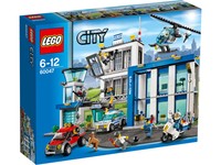 60047 Lego Police Station City Ages 6-12 / 854 Pieces / 2014 Release 60047 Lego Police Station City Ages 6-12 / 854 Pieces / 2014 Release