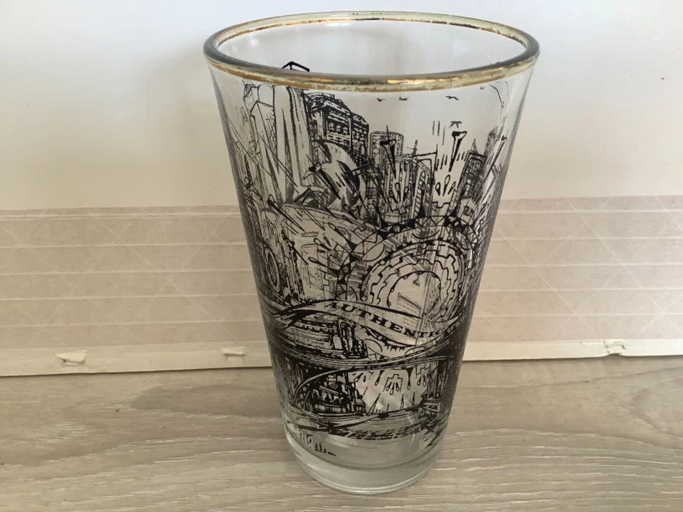 Modelo Real Auténtico Artesanos 1925" Envolvente Graffiti Borde Dorado Vidrio Coleccion Foto 4 de 4