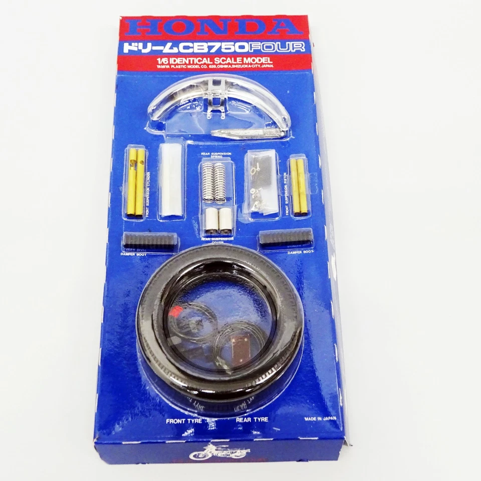 Tamiya 1/6 Honda CB750 Four Big Scale Series Plastic Model Kit Giappone NUOVO - Immagine 4 di 4