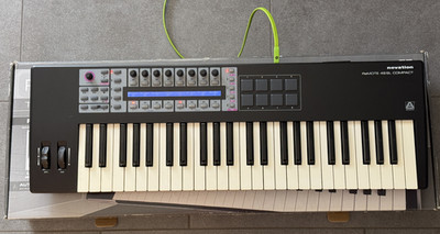 Novation ReMOTE 49SL Compact MIDI Controller Keyboard inkl. OVP voll funktionsfä