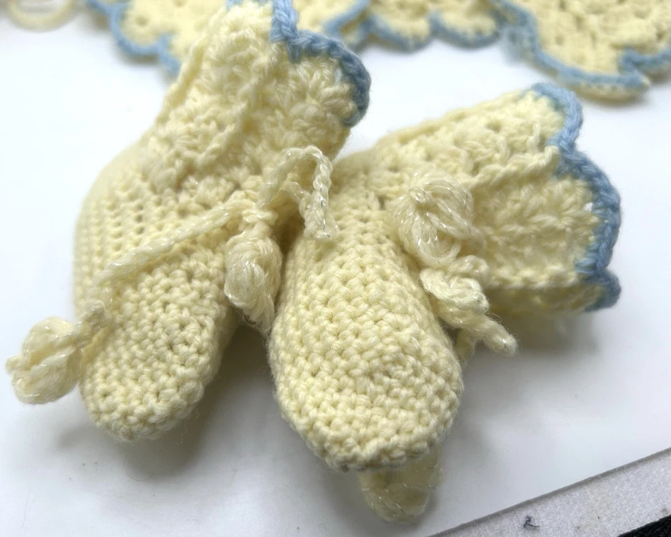 Vtg Baby Knit Outfit 3pc Yellow Blue Sweater Hat Booties 0-12 months Homemade - Image 3 of 4