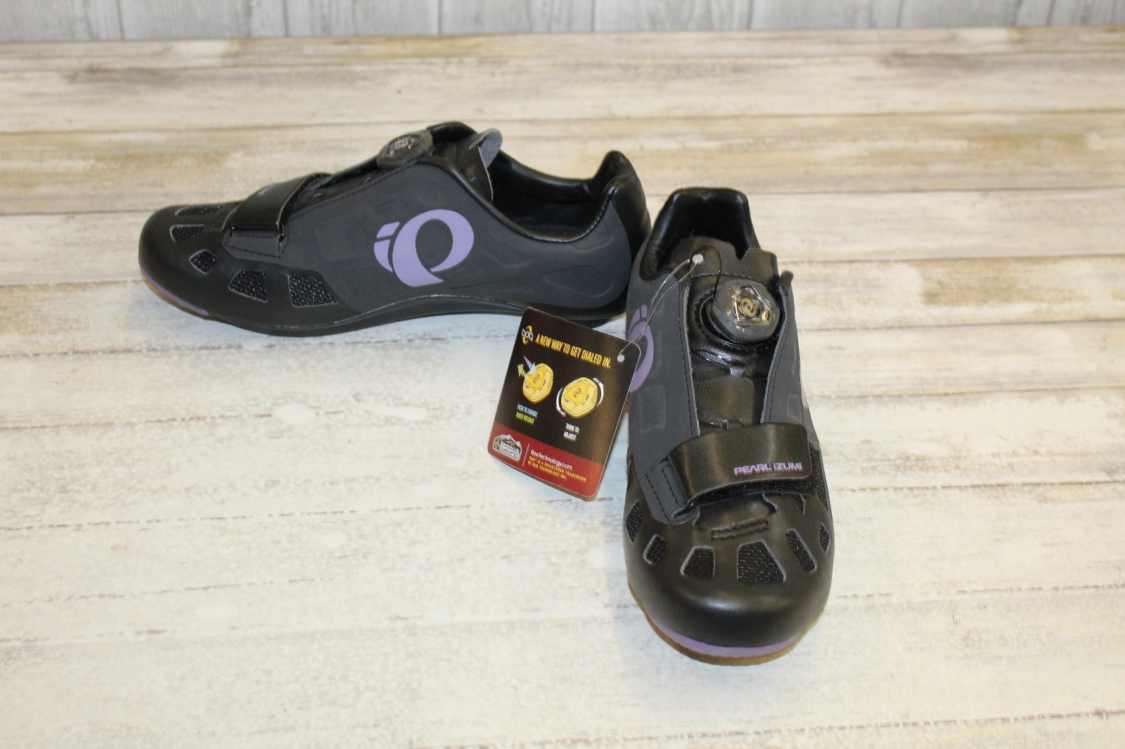 Pearl Izumi Elite RD IV Cycling Shoes, Women's Size 8, Black/Purple Pearl Izumi Elite RD IV Cycling Shoes, Women's Size 8, Black/Purple