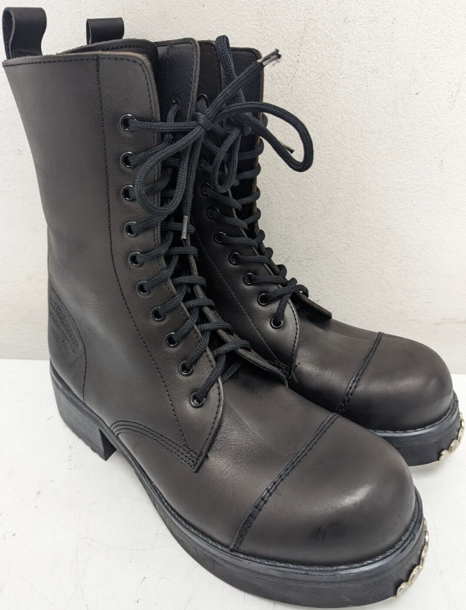 Black leather boots store 2 inch heel