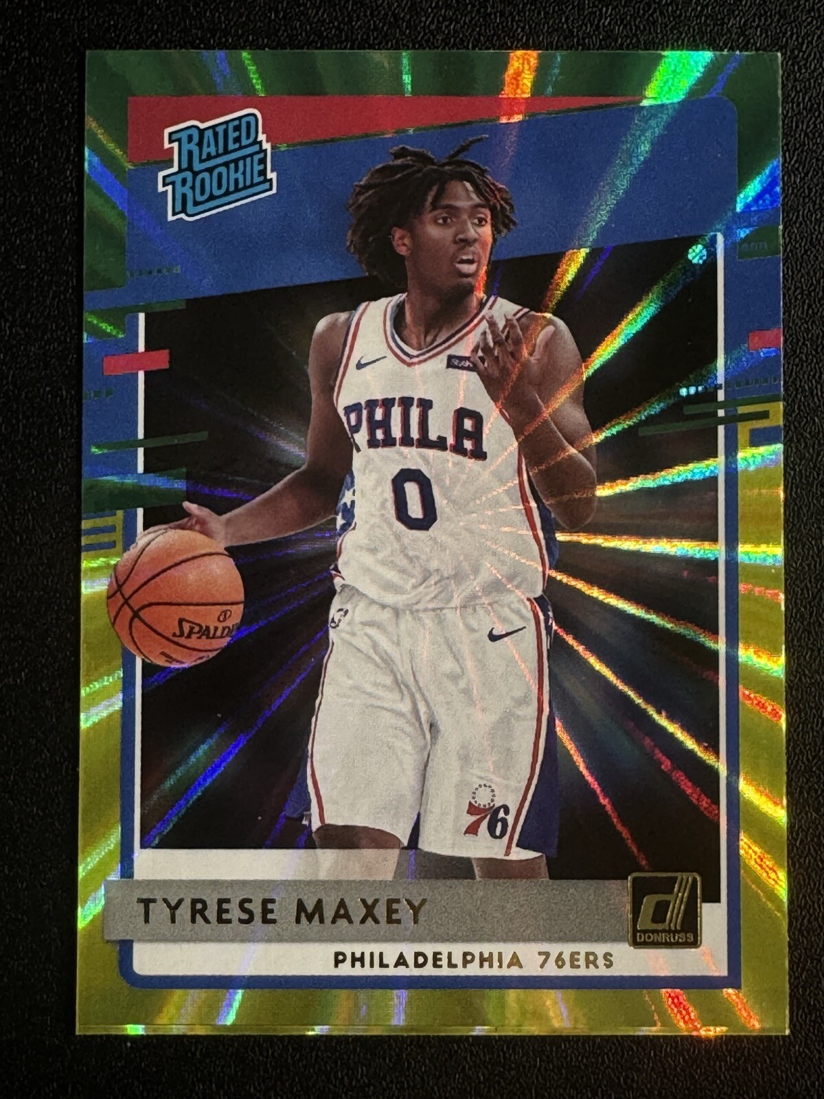 K210,550 - 2020-21 Donruss Holo Green and Yellow Laser #211 Tyrese Maxey RR