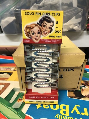 1950 Solo Pin Curl Clips Vintage Beauty store display NOS dozen